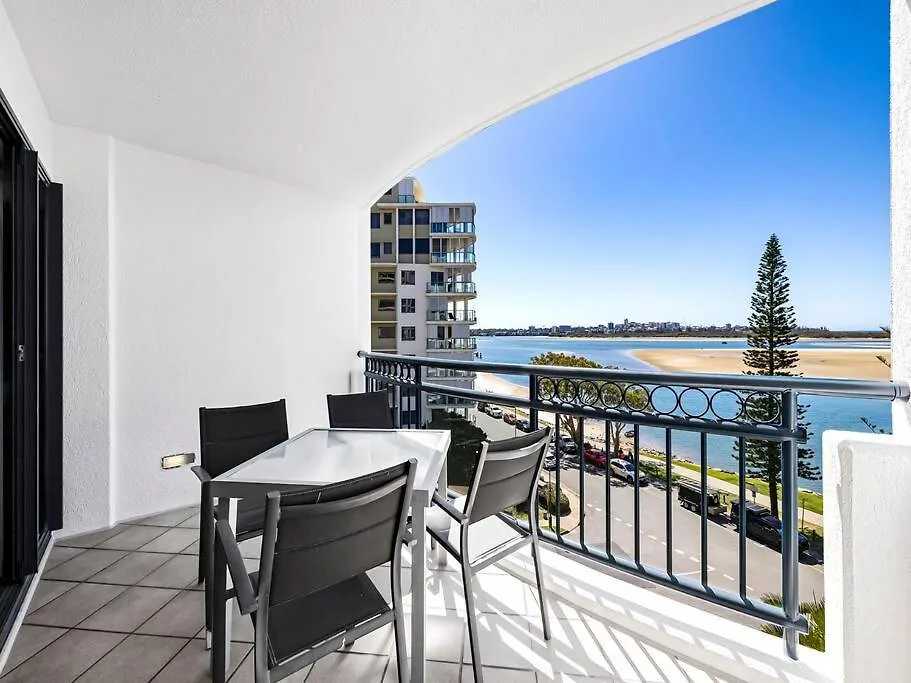 Apartment Golden Beach Oasis - Luxury Resort Living Australia