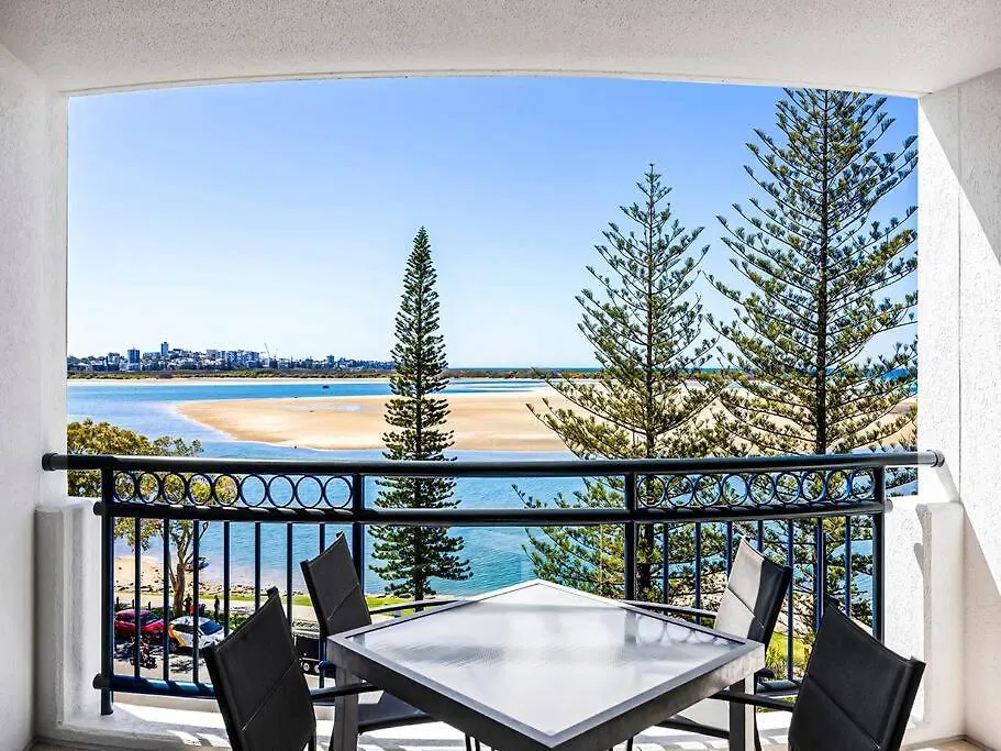 Golden Beach Oasis - Luxury Resort Living